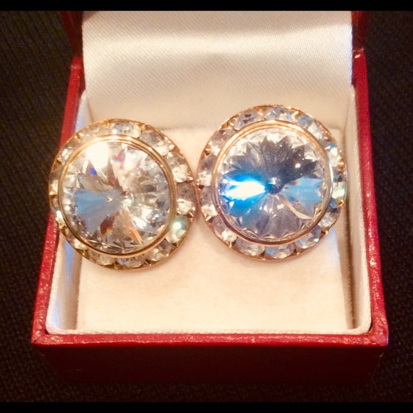 Earrings, pierced, bundle - Picture 2 of 7